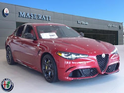 2024 Alfa Romeo Giulia Quadrifoglio Carbon