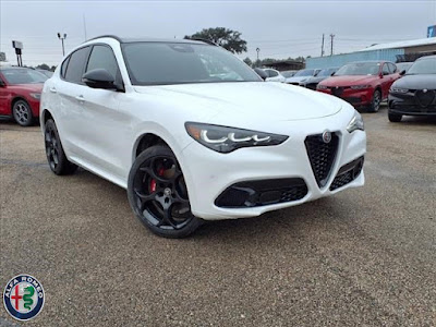 2025 Alfa Romeo Stelvio