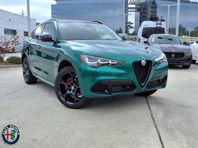 2025 Alfa Romeo Stelvio