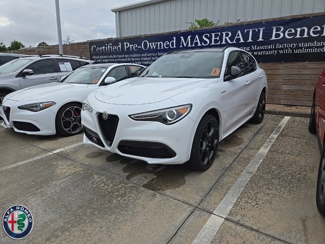 2022 Alfa Romeo Stelvio Veloce