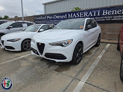 2022 Alfa Romeo Stelvio Veloce