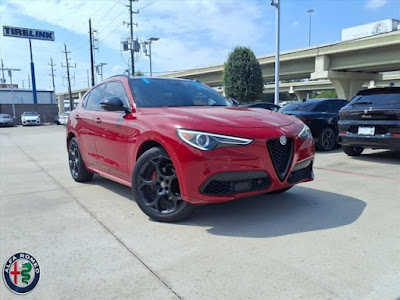 2022 Alfa Romeo Stelvio