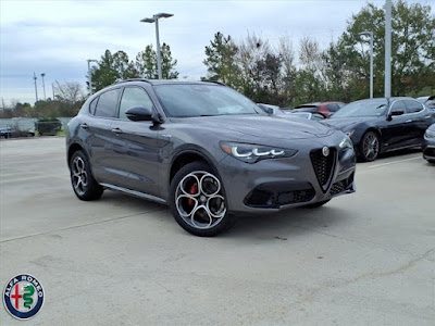 2025 Alfa Romeo Stelvio