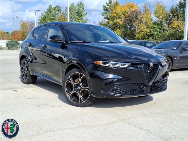 2025 Alfa Romeo Tonale Intensa