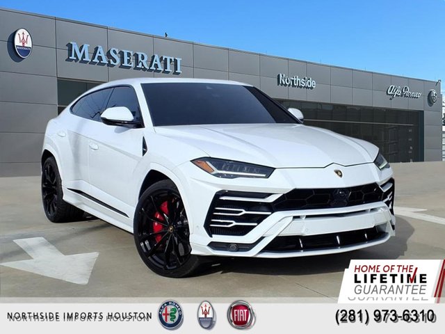 2022 Lamborghini Urus Base